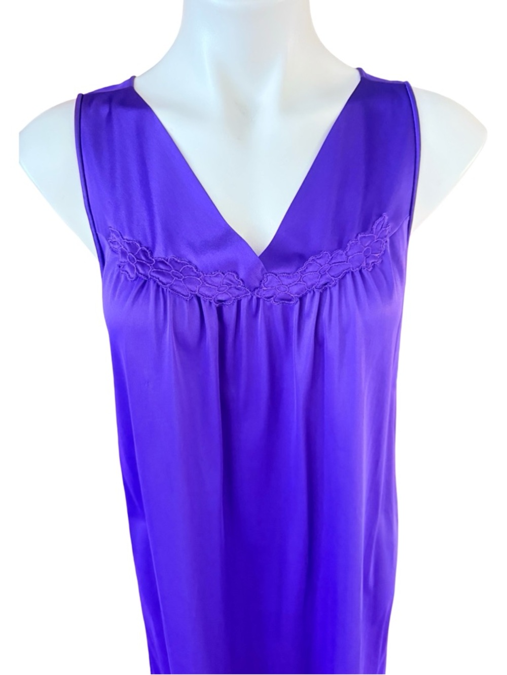 Vanity Fair Vintage Purple Nylon Peignoir Set Robe + Nightgown Medium - Picture 4 of 14